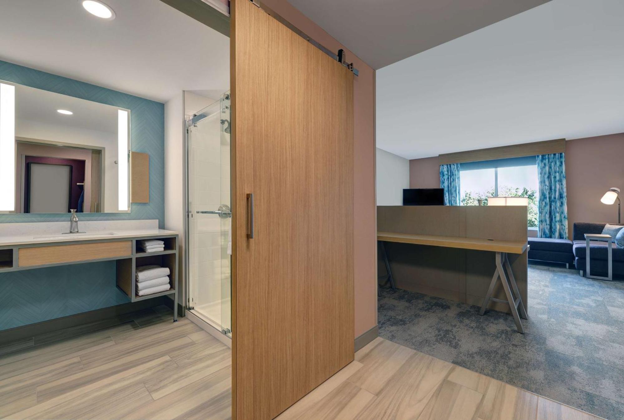 Hilton Garden Inn ماناساس المظهر الخارجي الصورة